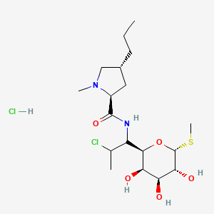 Clindamycin alcoholate